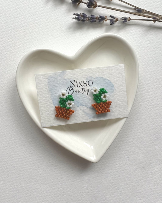 Small Flower Pot Studs