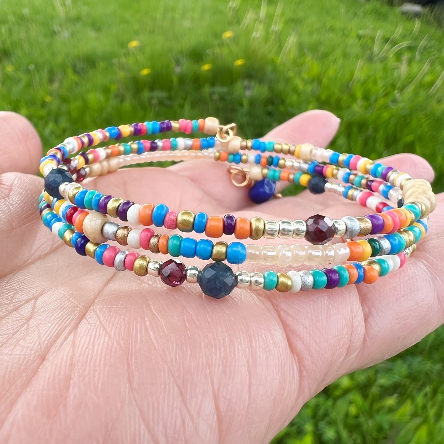 "Zoe" memory wire bracelet Nixso Boutique