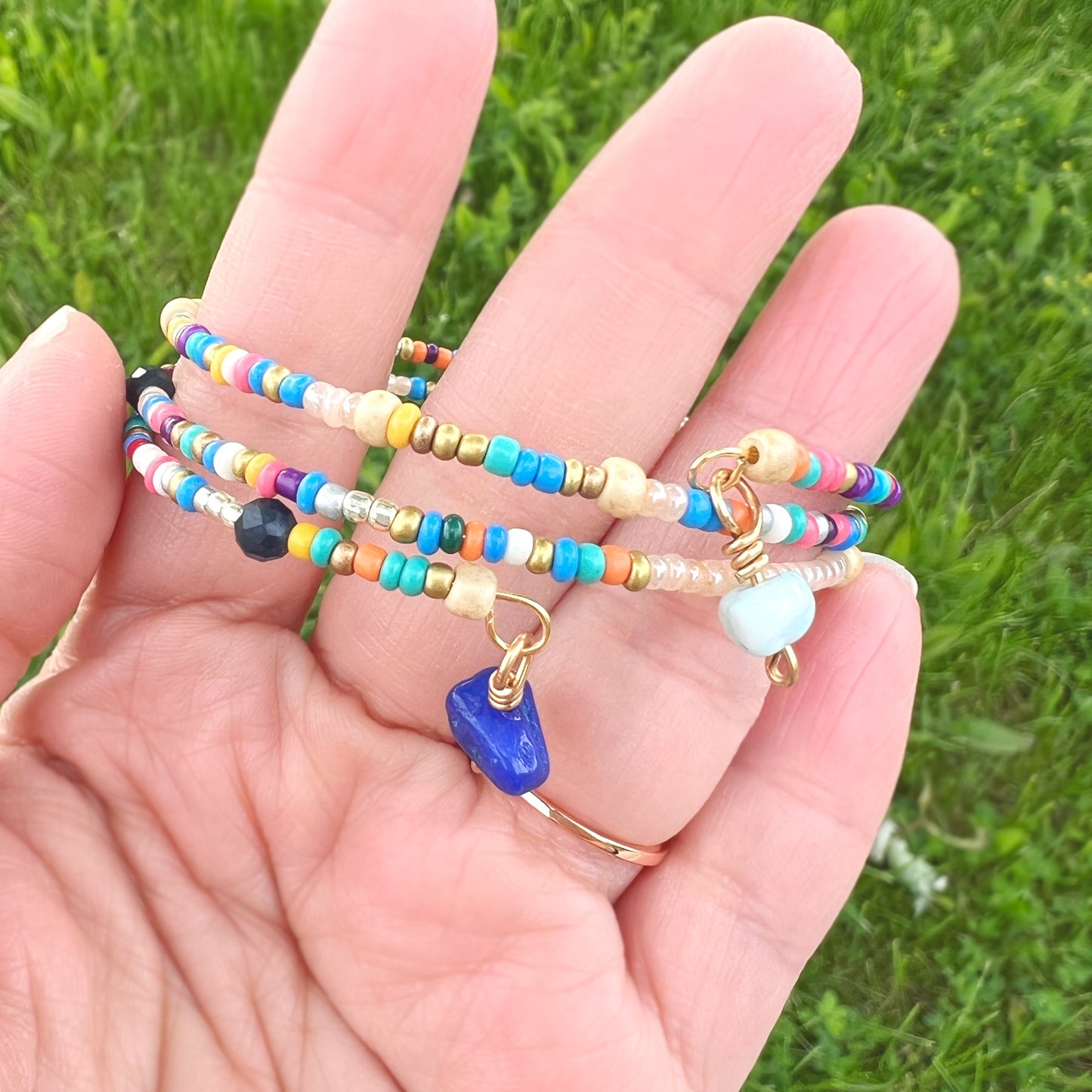 "Zoe" memory wire bracelet Nixso Boutique